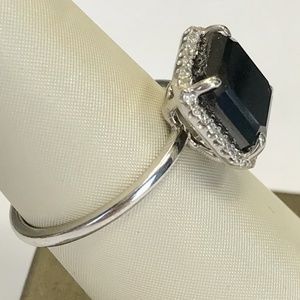 Black diamond ring